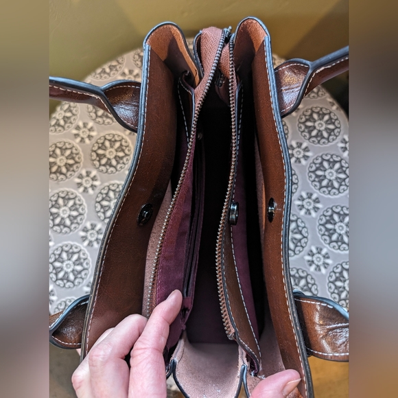 NWOT Women's purse - Picture 4 of 9